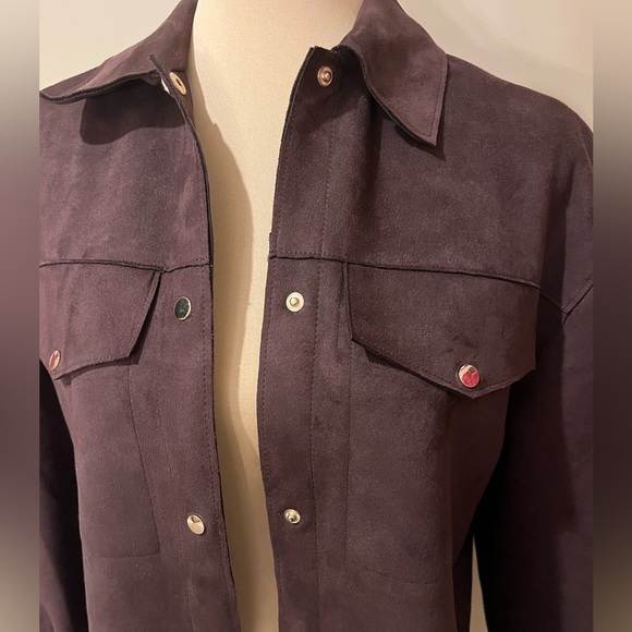 Truth by Republic Oversized Rich Brown Suede Shacket Gold Snaps, size XS - Picture 3 of 7